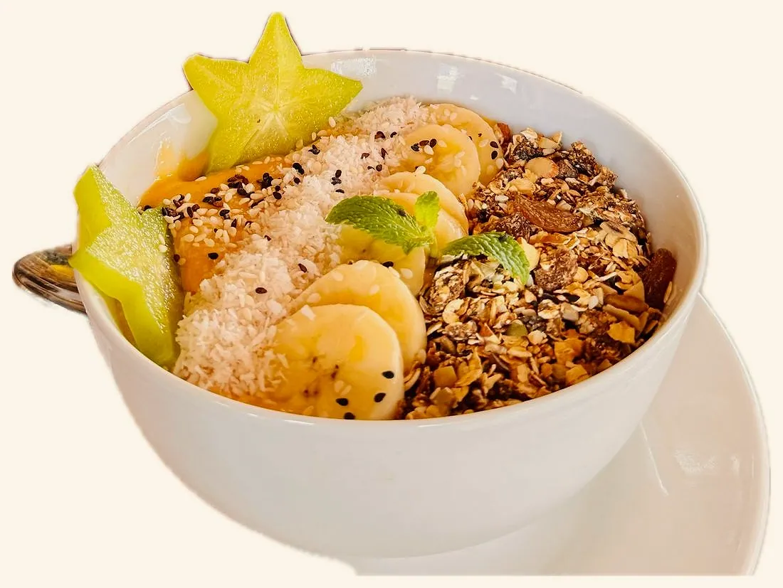 Tropical Smoothie Bowl